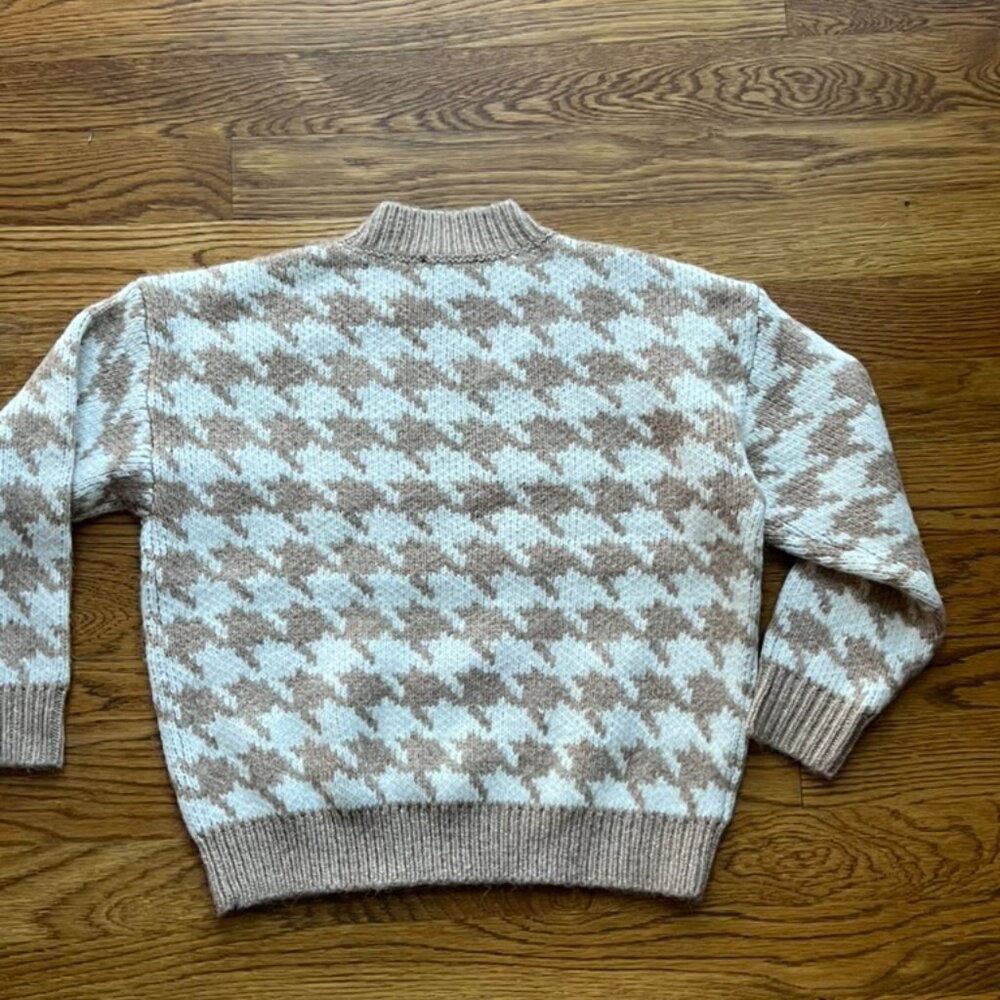 NWT Ann Taylor Women’s Sweater Size L – Tan & Beige Houndstooth Knit Pullover - Picture 4 of 6